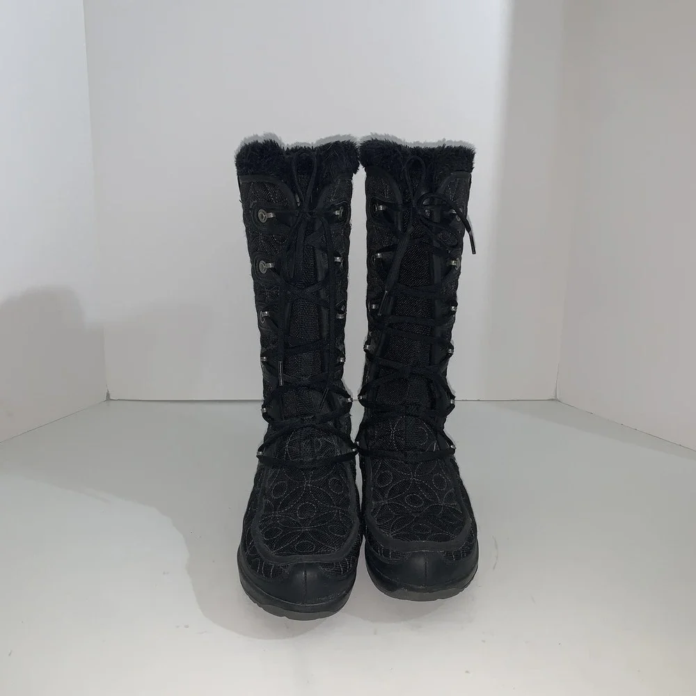 Helly Hansen Boots Womens Size 6.5 Black Quilted Faux Fur Lace Up Winter Snow